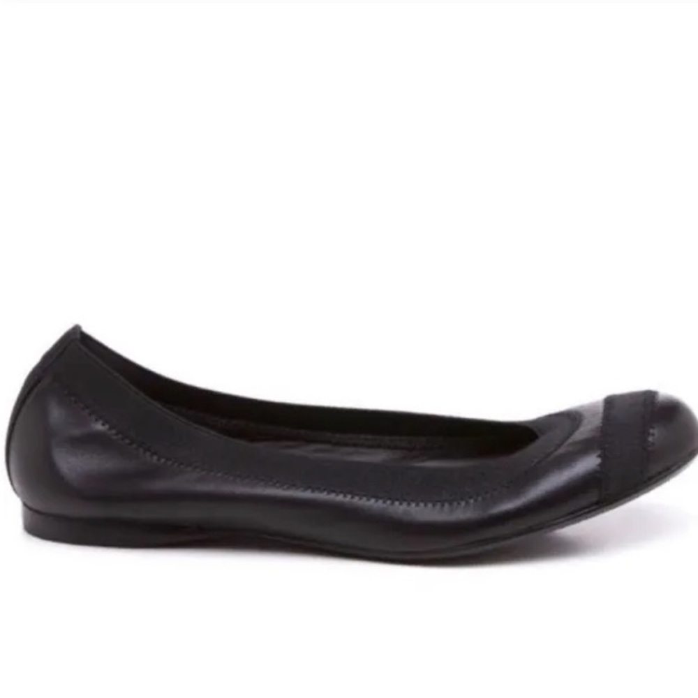 Stuart Weitzman "Giveable" Black Leather & Elastic Ballet Flats Size 5.5